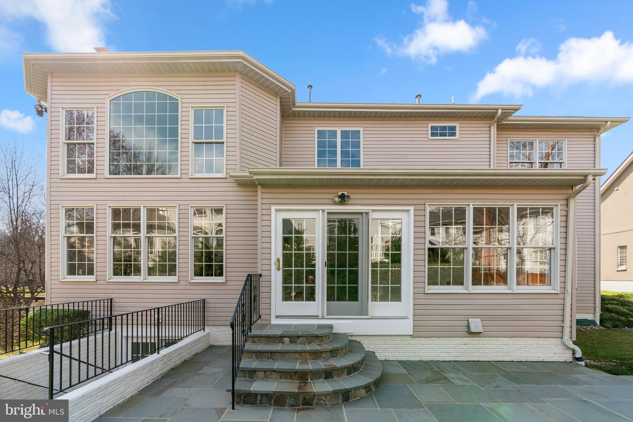 POTOMAC GLEN - Residential