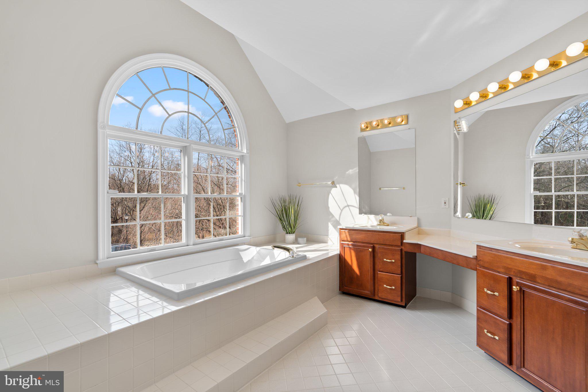 POTOMAC GLEN - Residential