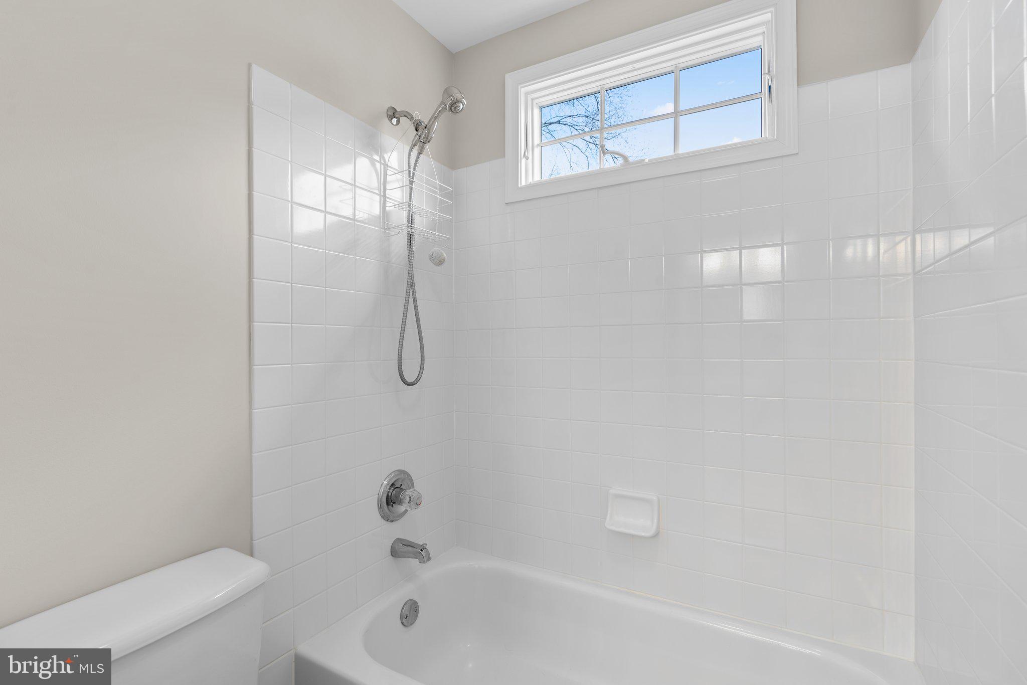 POTOMAC GLEN - Residential