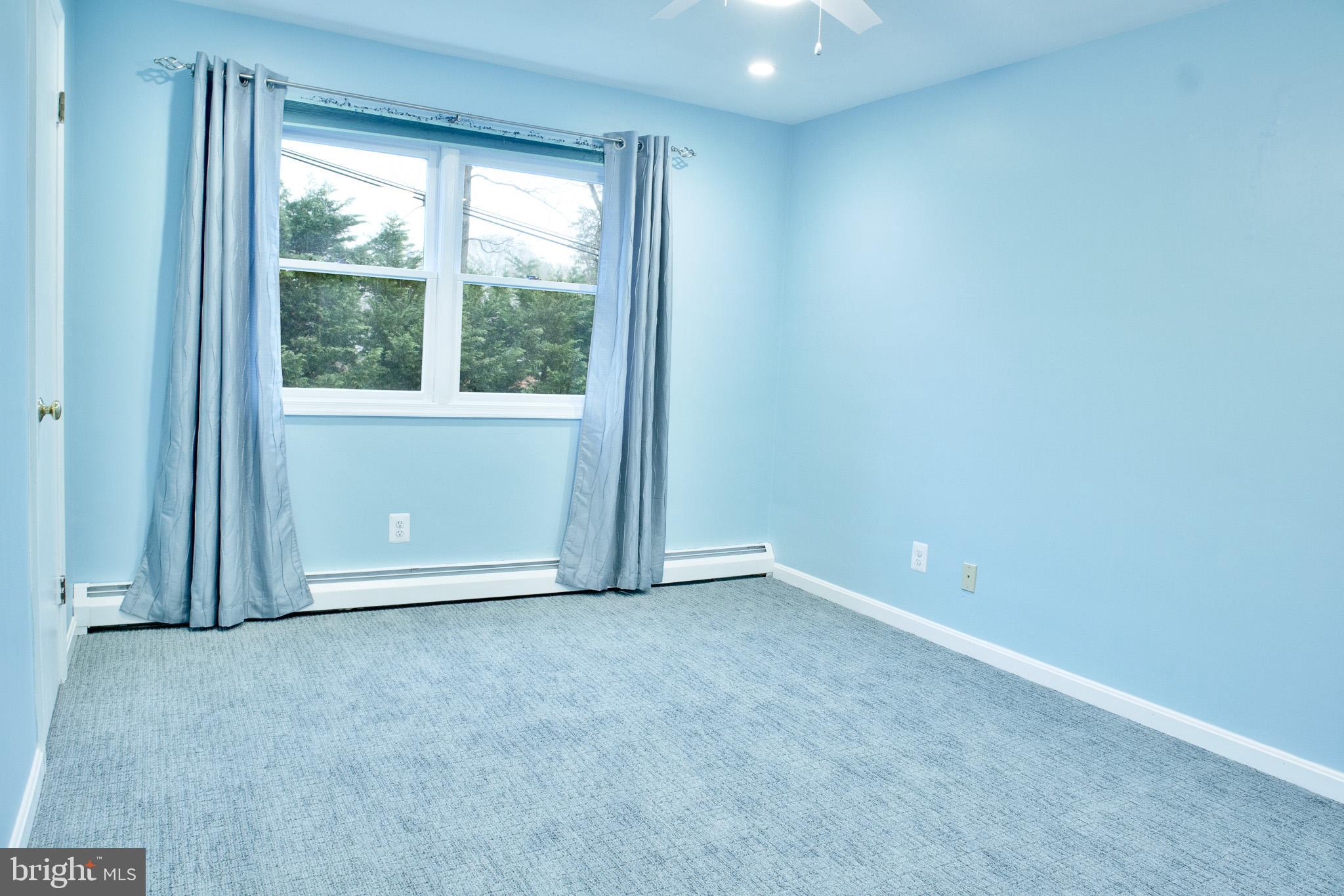 SUMNER PARK - Residential Lease