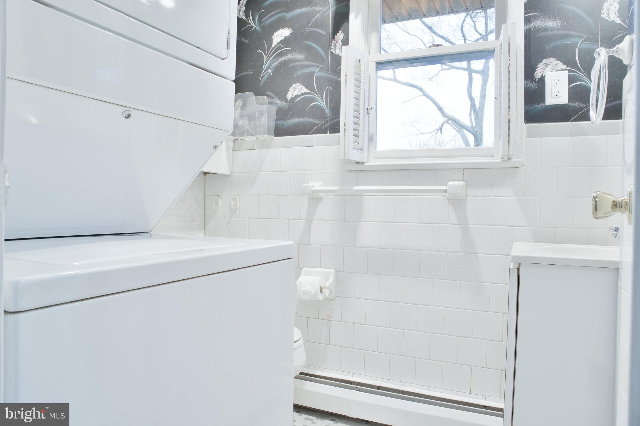 SUMNER PARK - Residential Lease