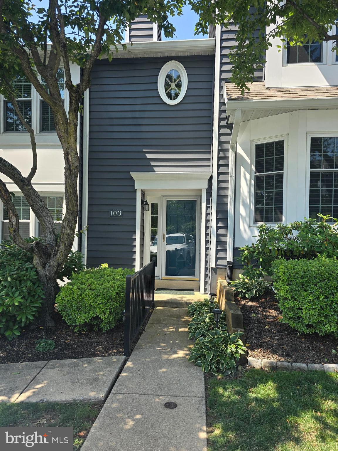 103 LAKESIDE DRIVE
