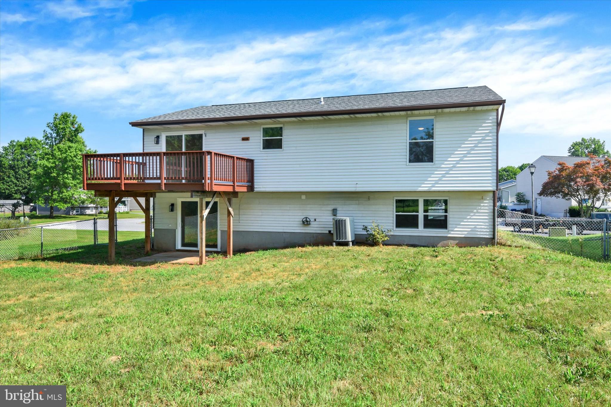 WHEATFIELDS - Residential