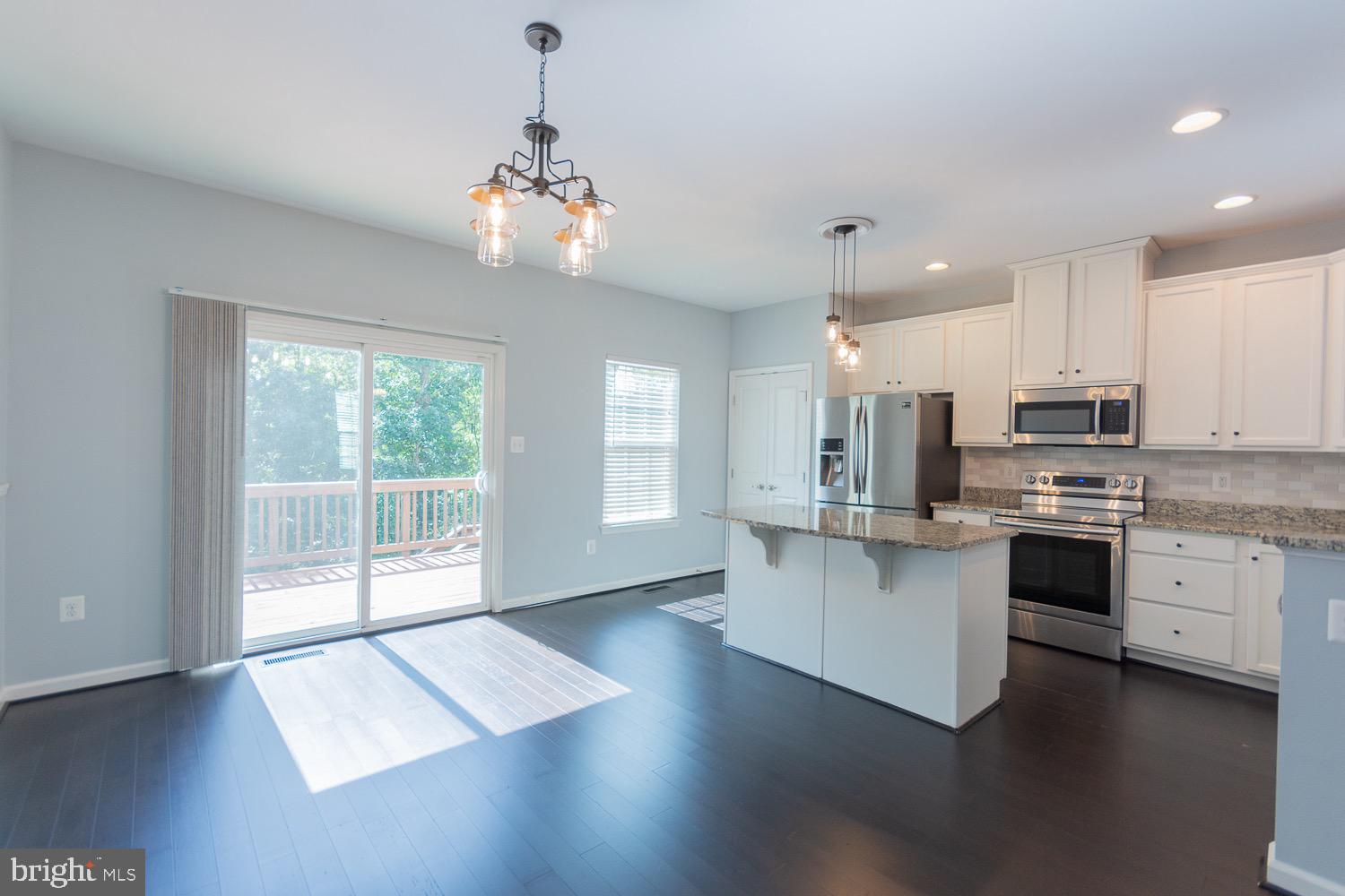 BROOKFIELD - Residential Lease