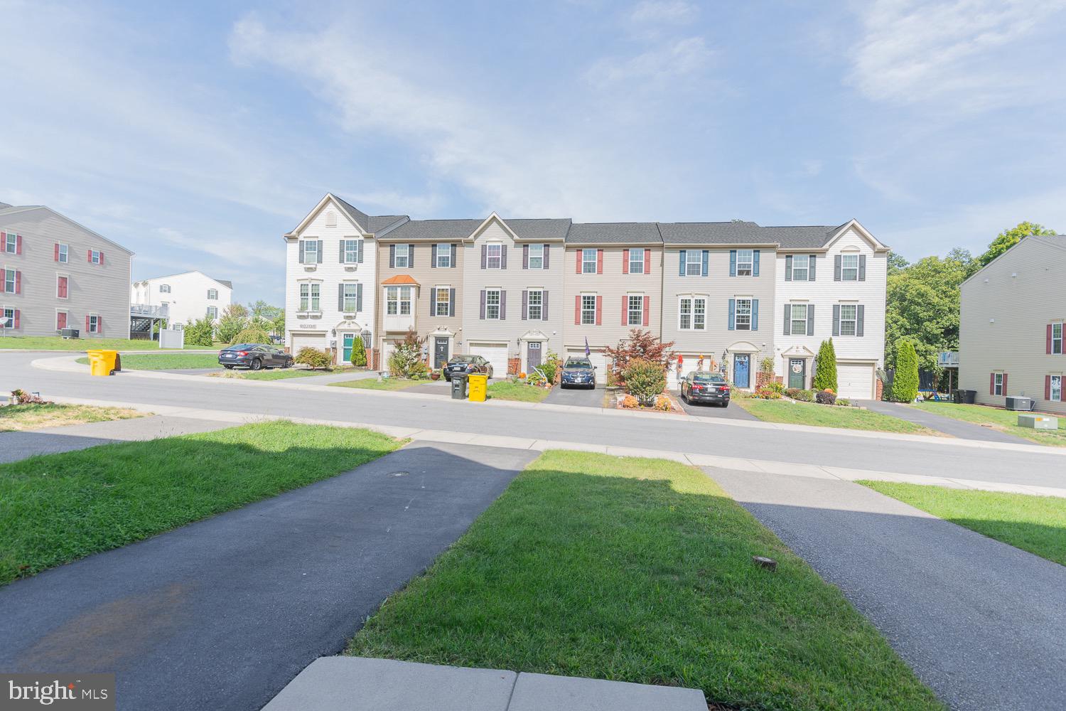 BROOKFIELD - Residential Lease