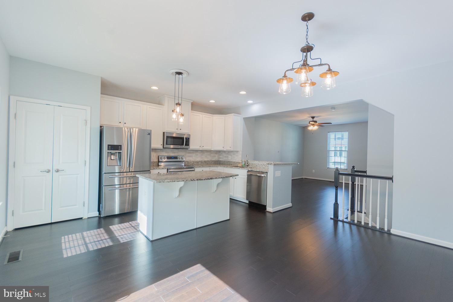 BROOKFIELD - Residential Lease