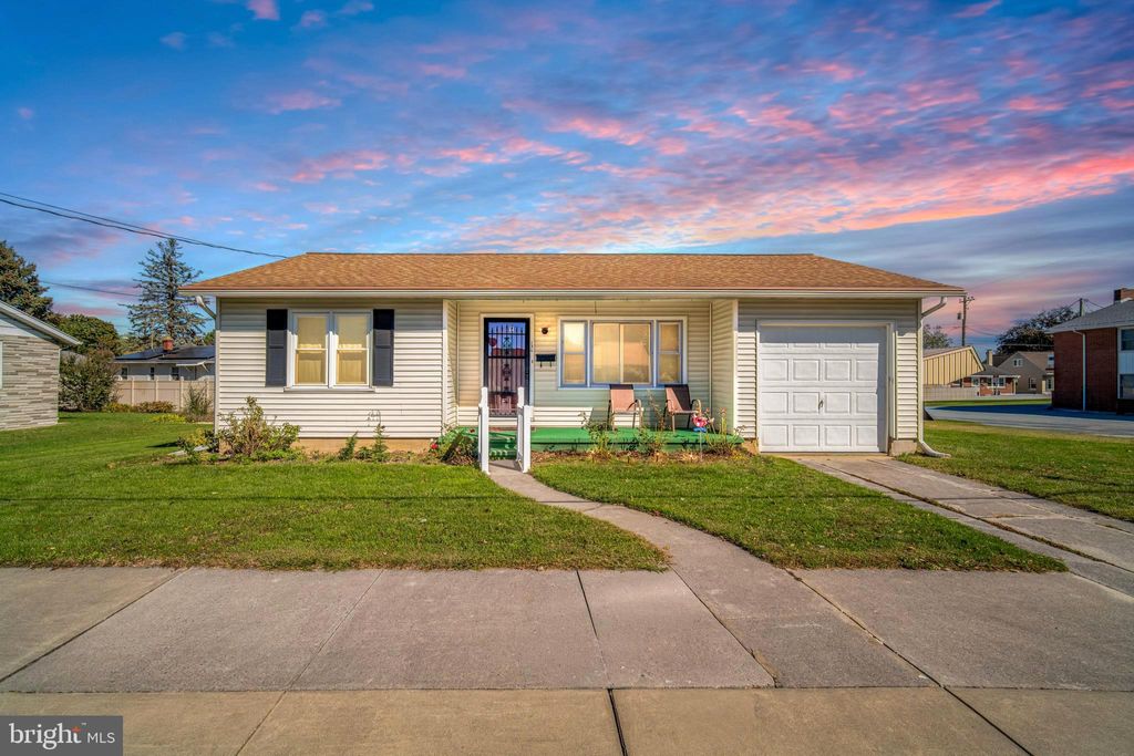 Photo of 136 N Penn Street, PALMYRA, PA 17078 (MLS # PALN2023306)