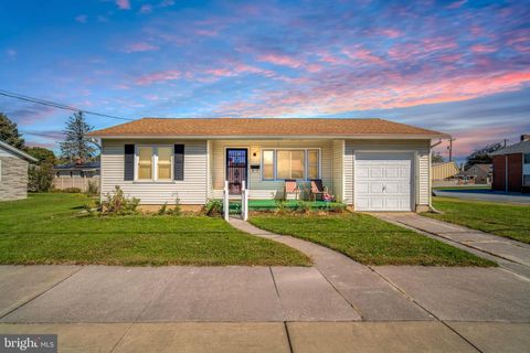 136 N PENN STREET PALMYRA PA 17078