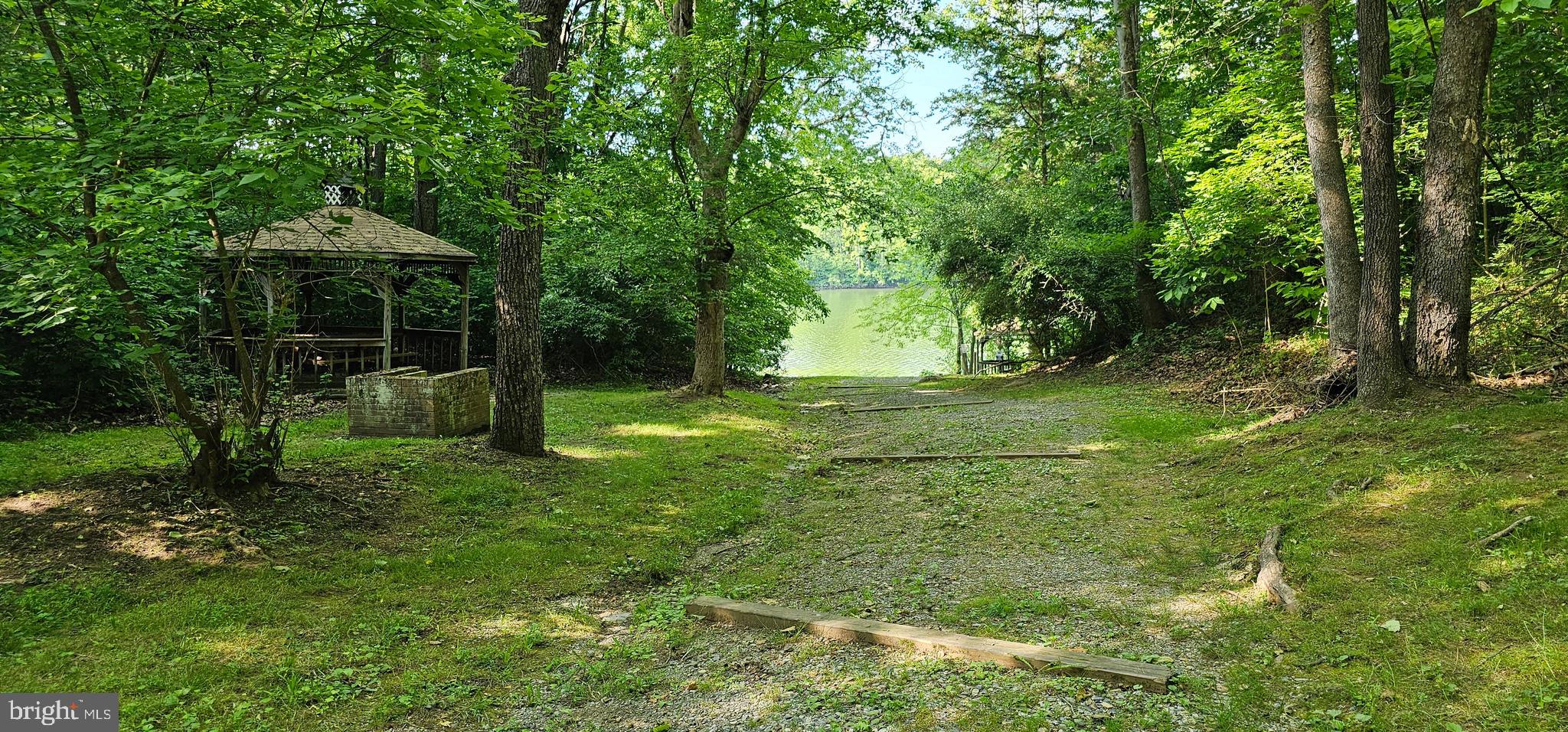 POTOMAC RIVER FARMS - Residential