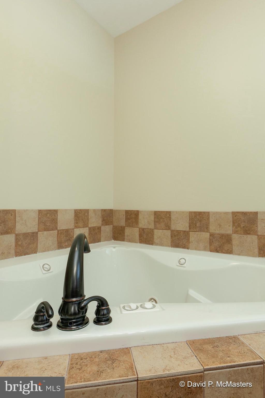 POTOMAC RIVER FARMS - Residential