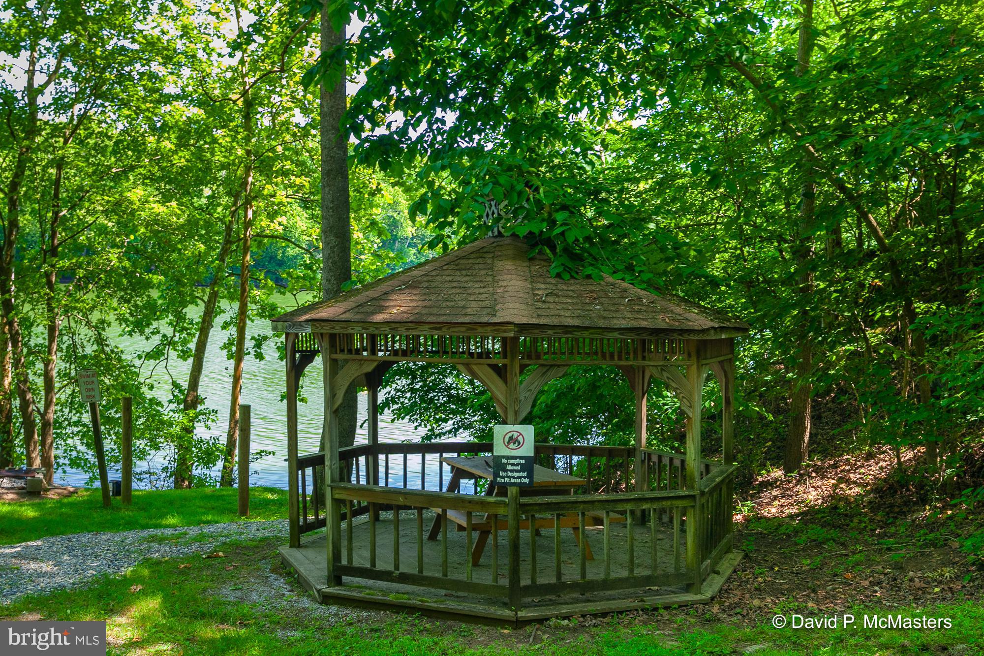 POTOMAC RIVER FARMS - Residential