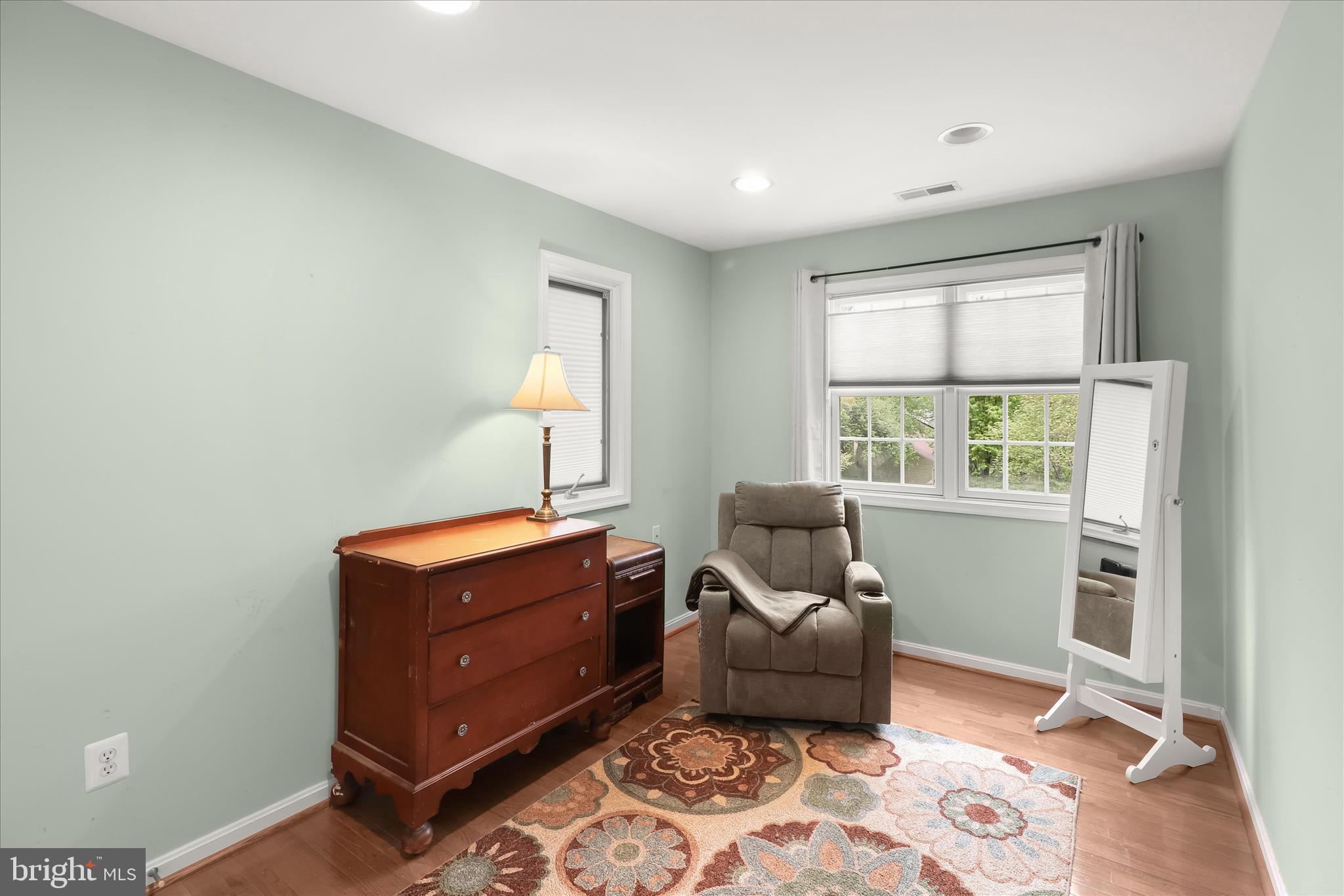 FONT HILL - Residential