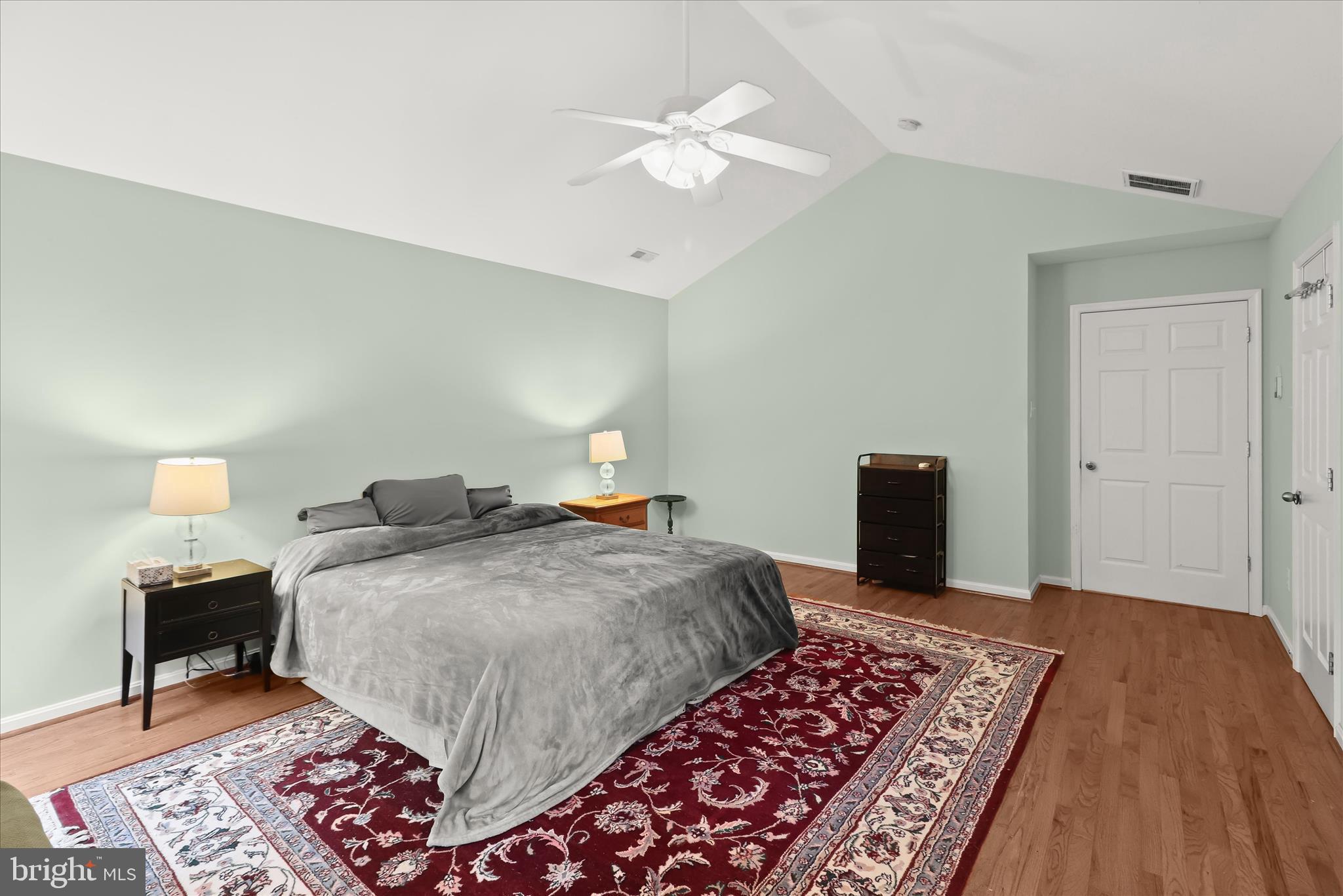 FONT HILL - Residential