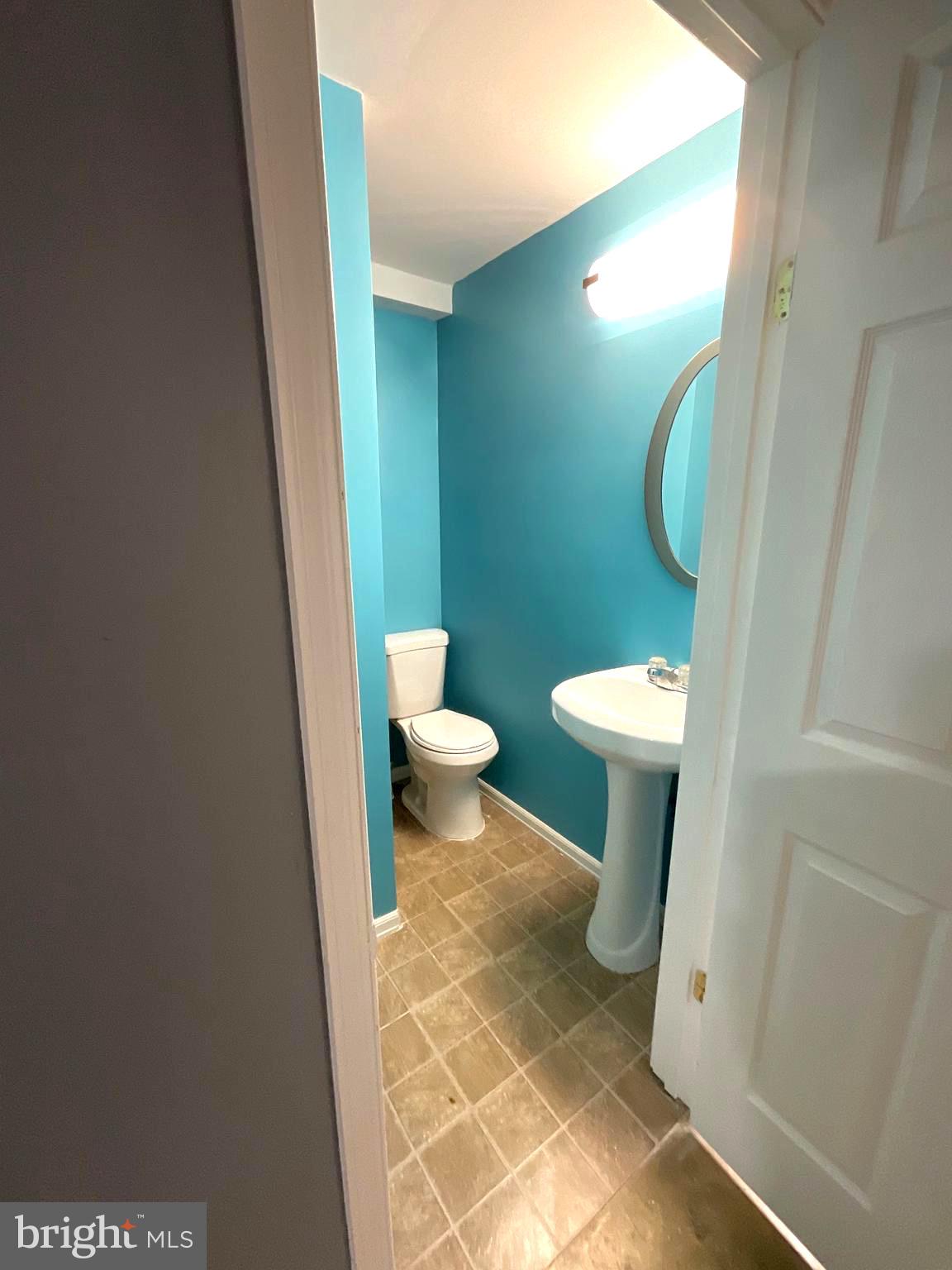 LIVINGSTON PARK - Residential Lease