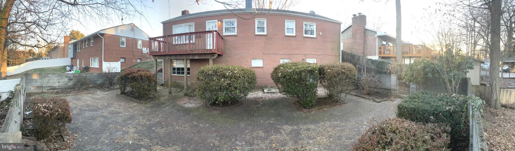 LIVINGSTON PARK - Residential Lease