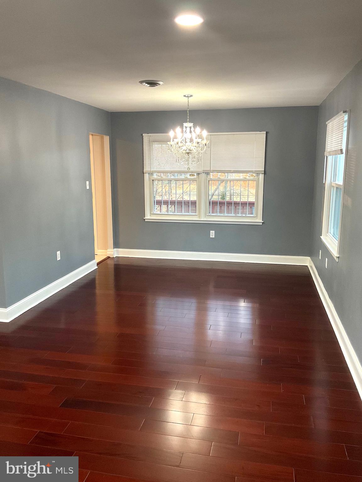 LIVINGSTON PARK - Residential Lease