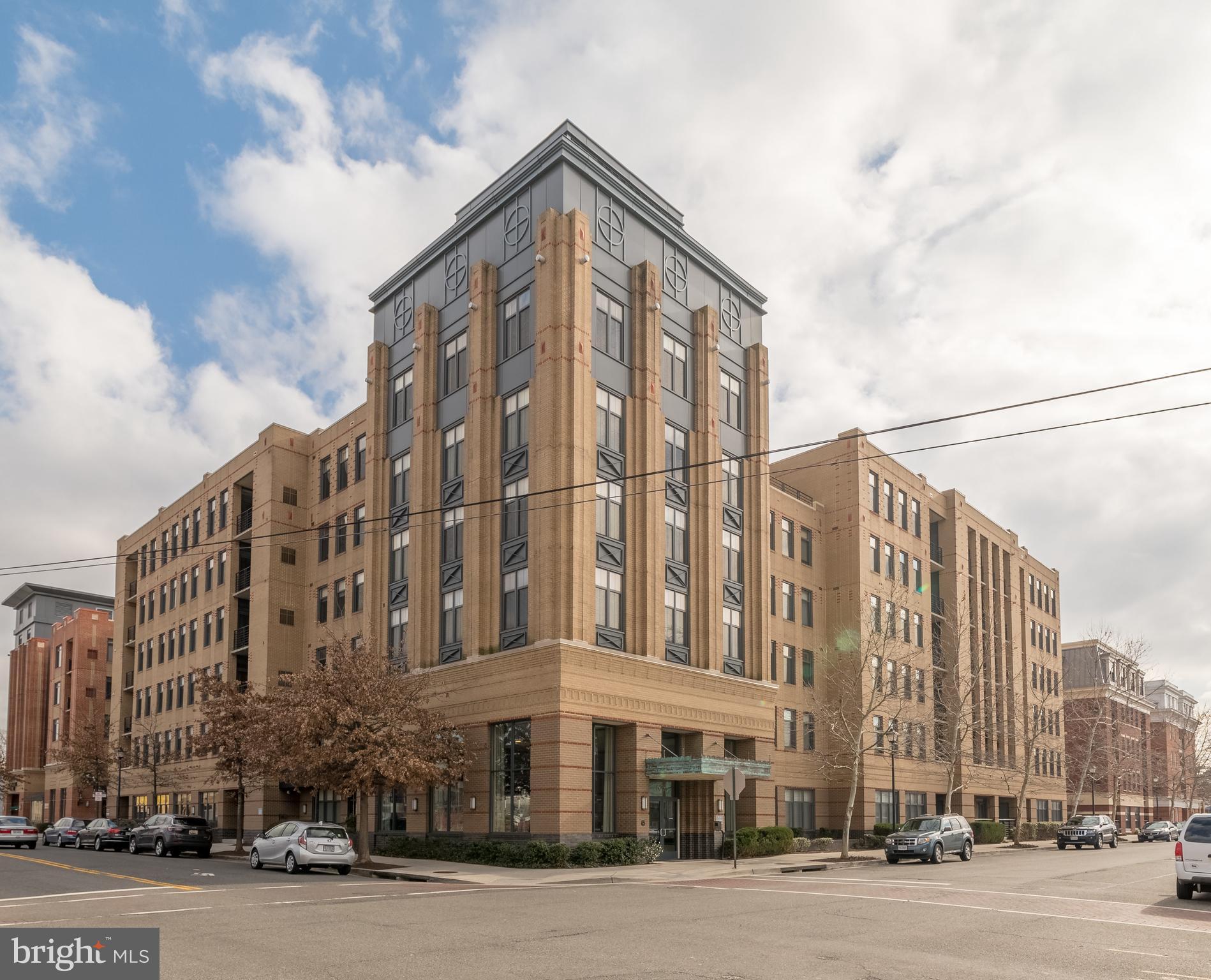 THE MONARCH - Residential Lease