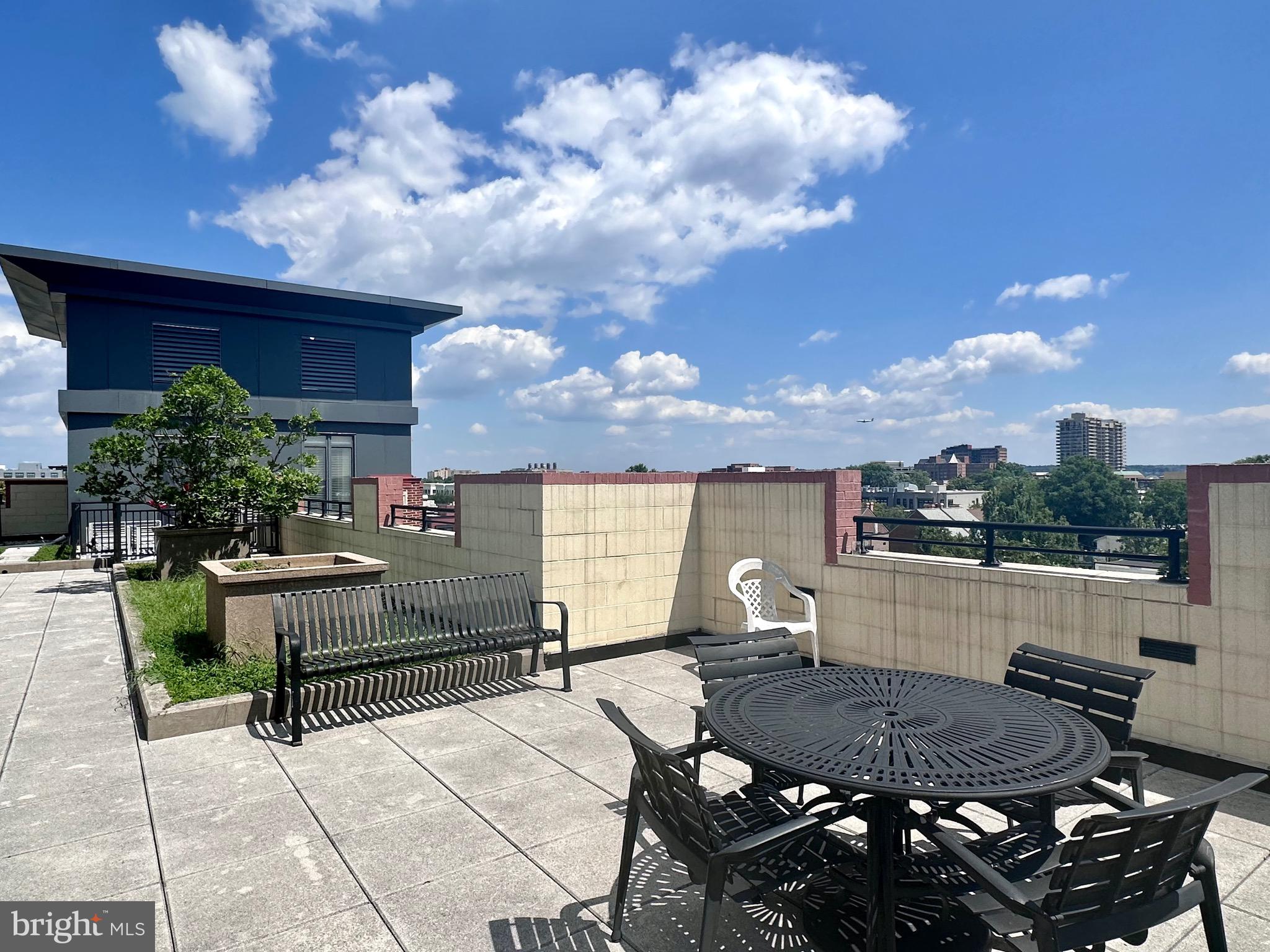 THE MONARCH - Residential Lease