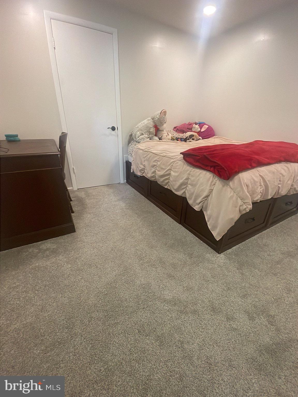 PINEFIELD - Residential Lease