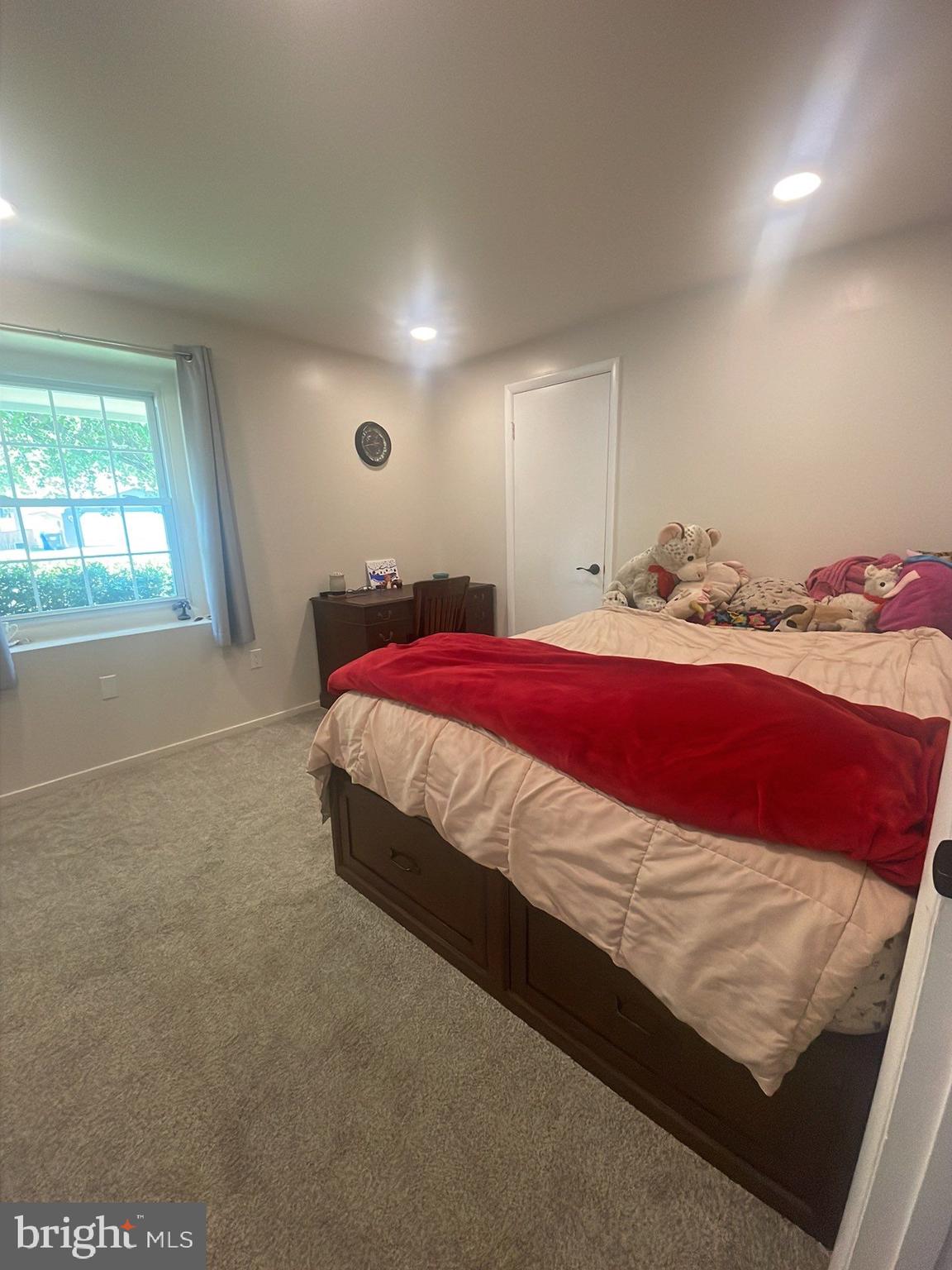 PINEFIELD - Residential Lease