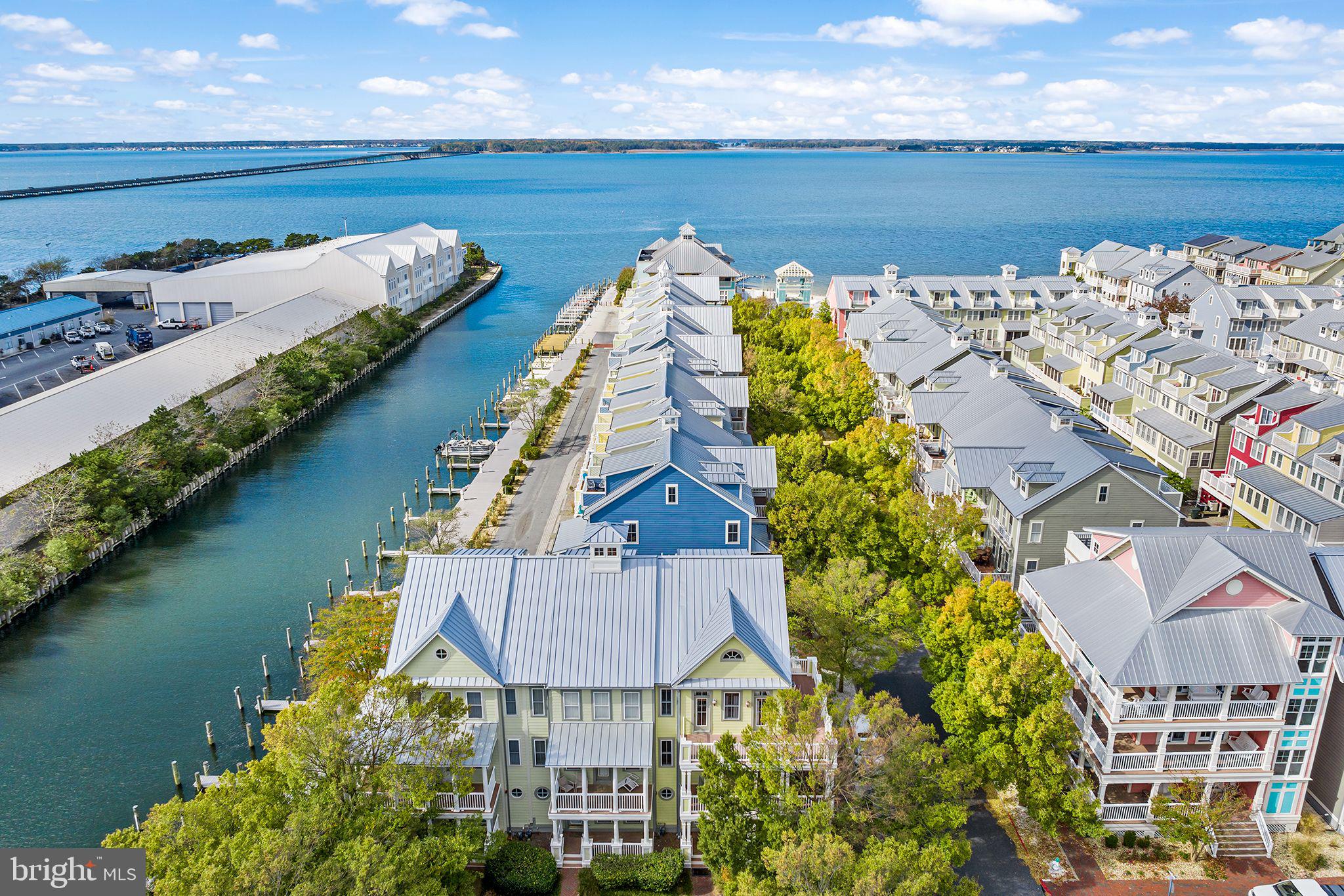 SUNSET ISLAND - Residential