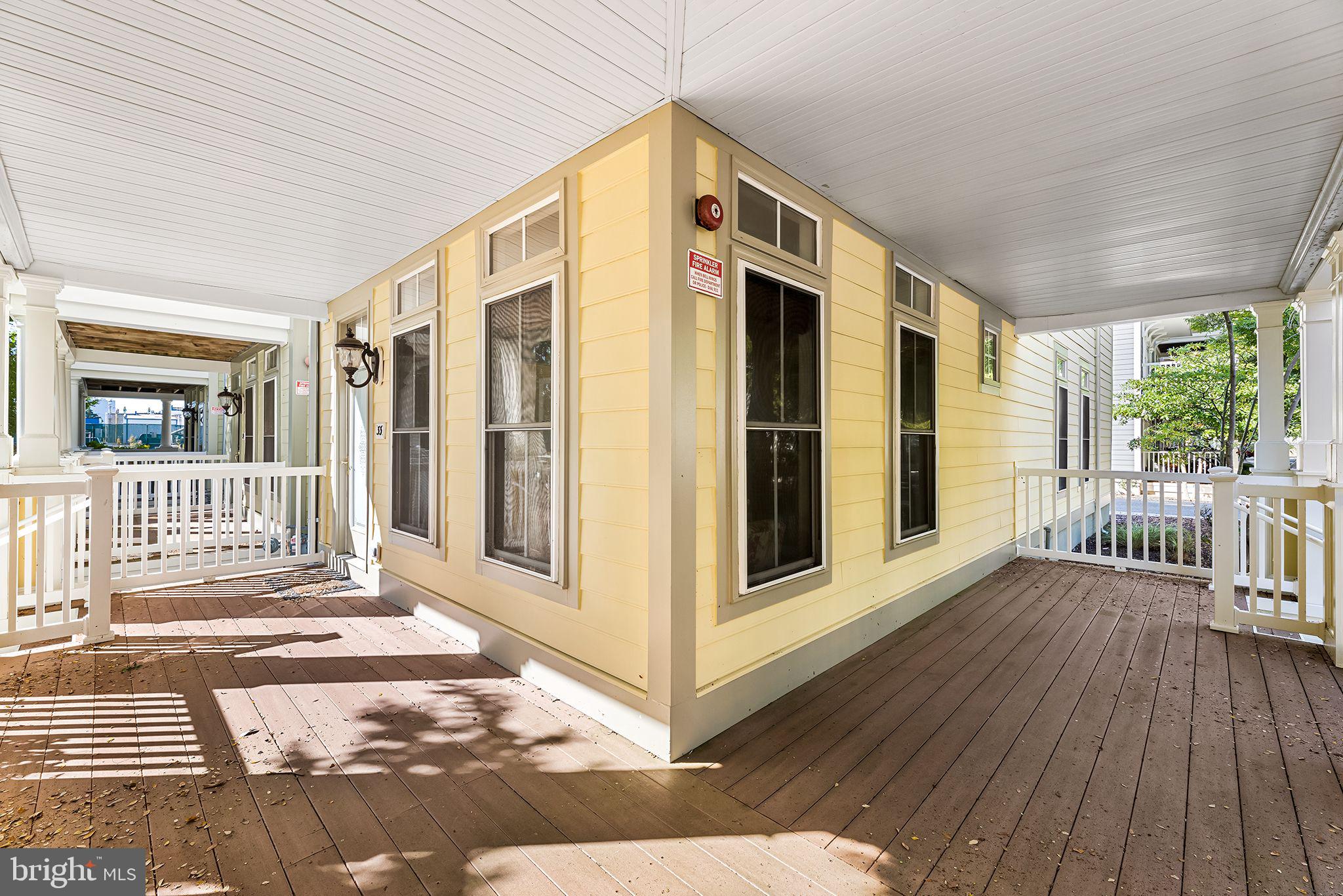 SUNSET ISLAND - Residential