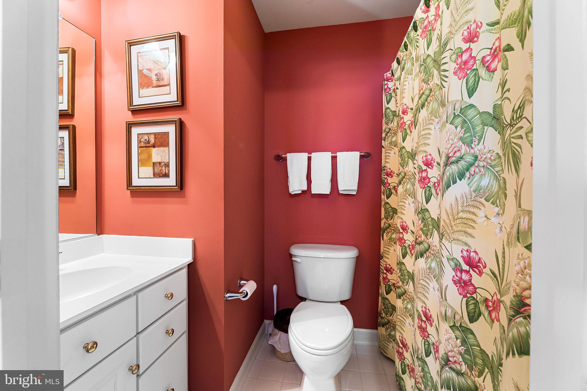 SUNSET ISLAND - Residential