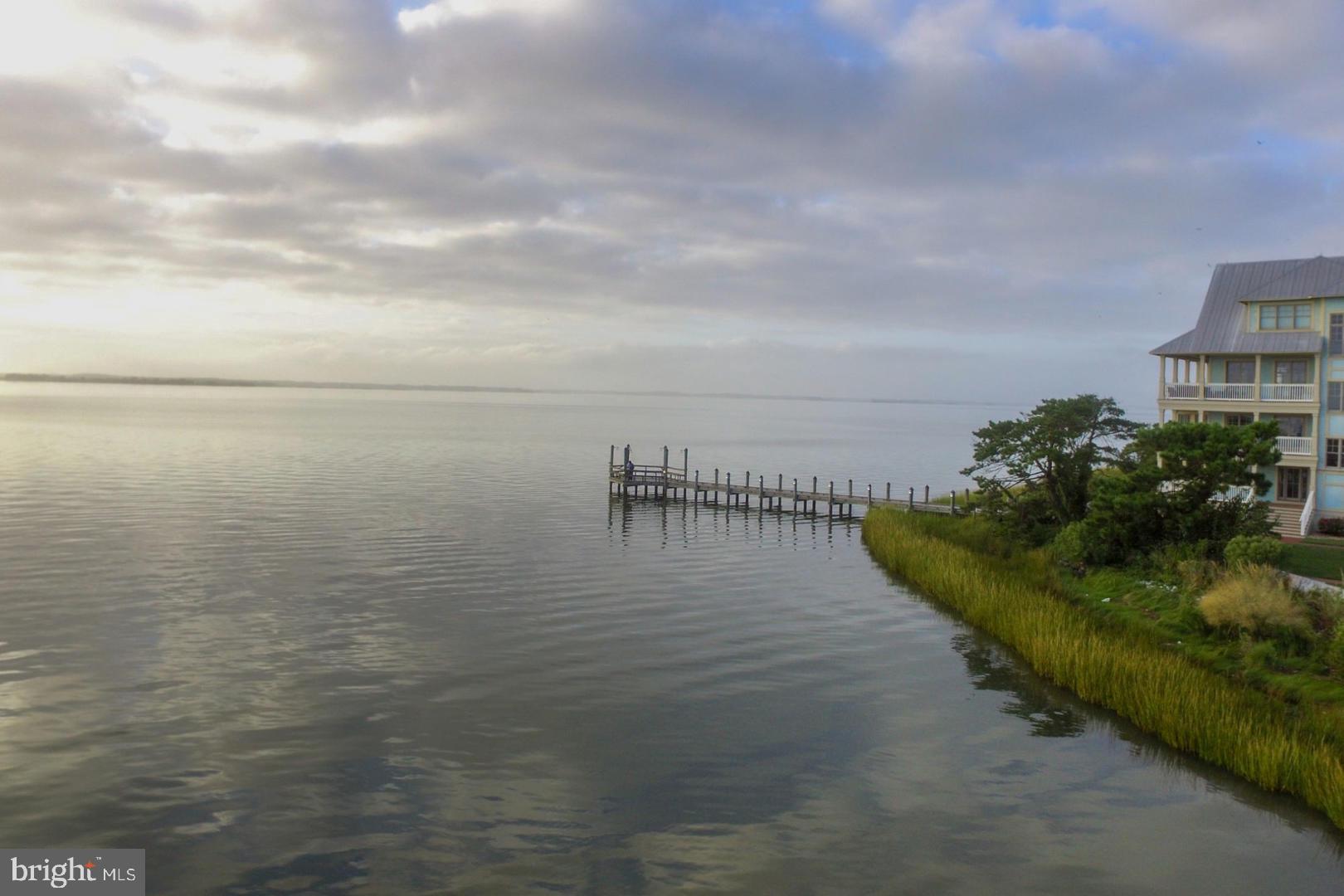 SUNSET ISLAND - Residential