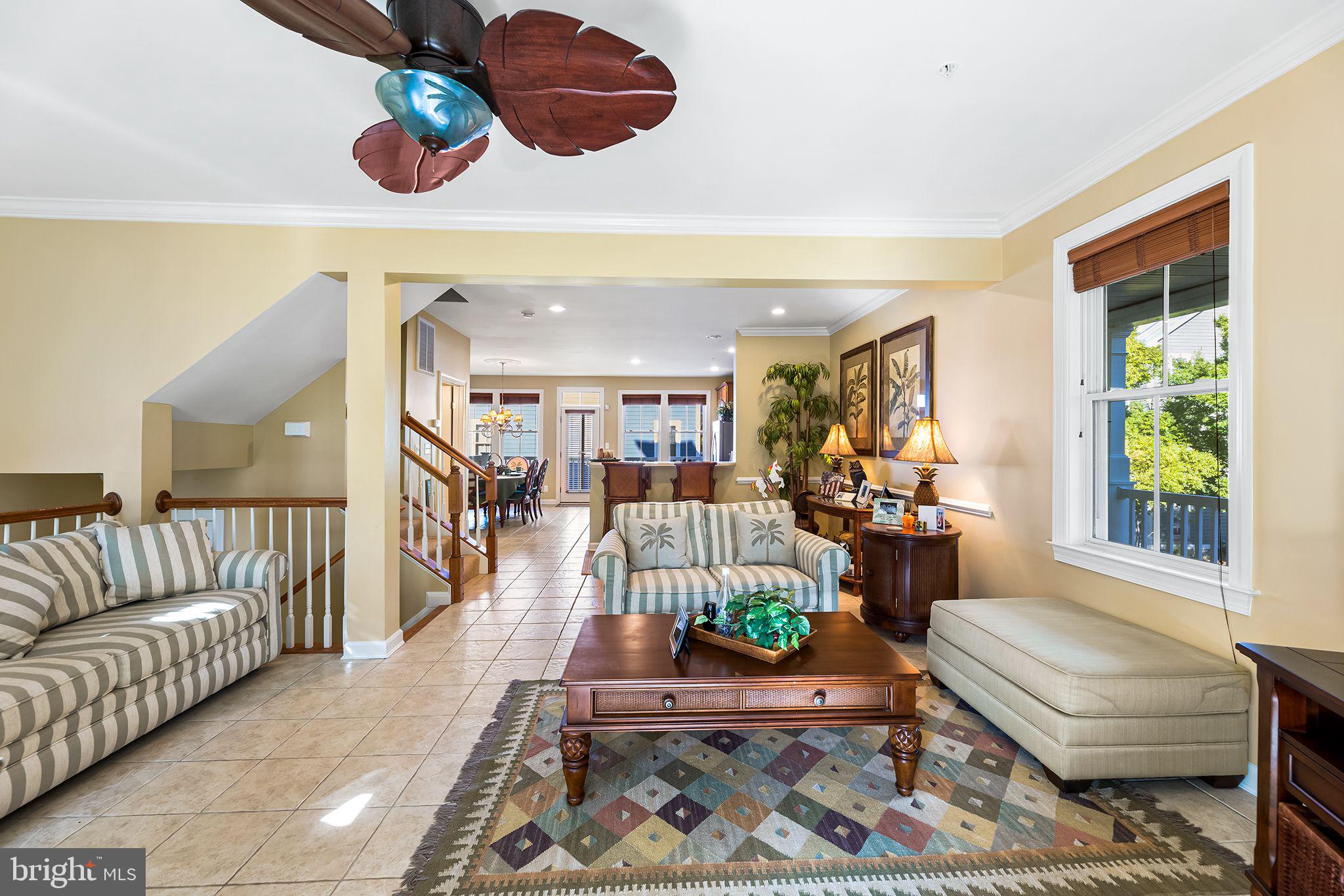 SUNSET ISLAND - Residential