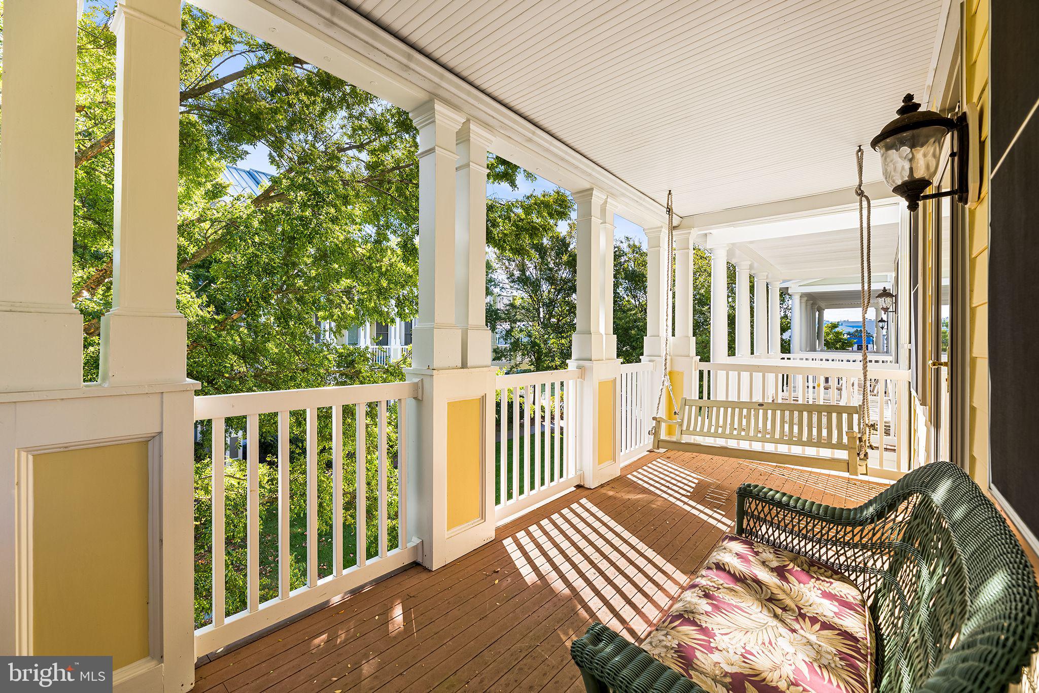 SUNSET ISLAND - Residential