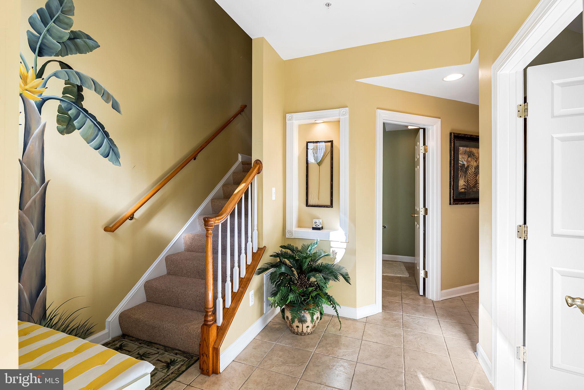 SUNSET ISLAND - Residential