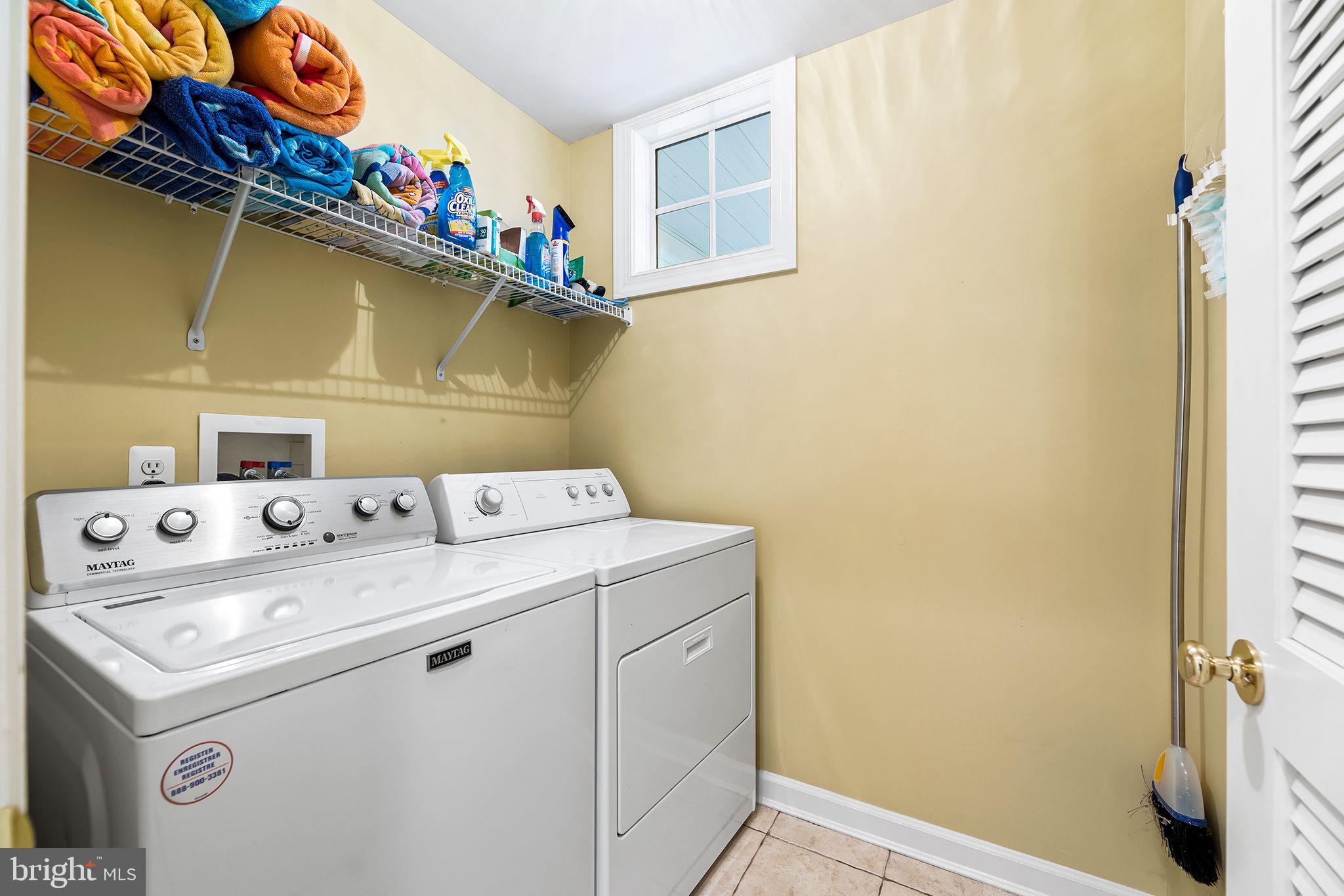 SUNSET ISLAND - Residential