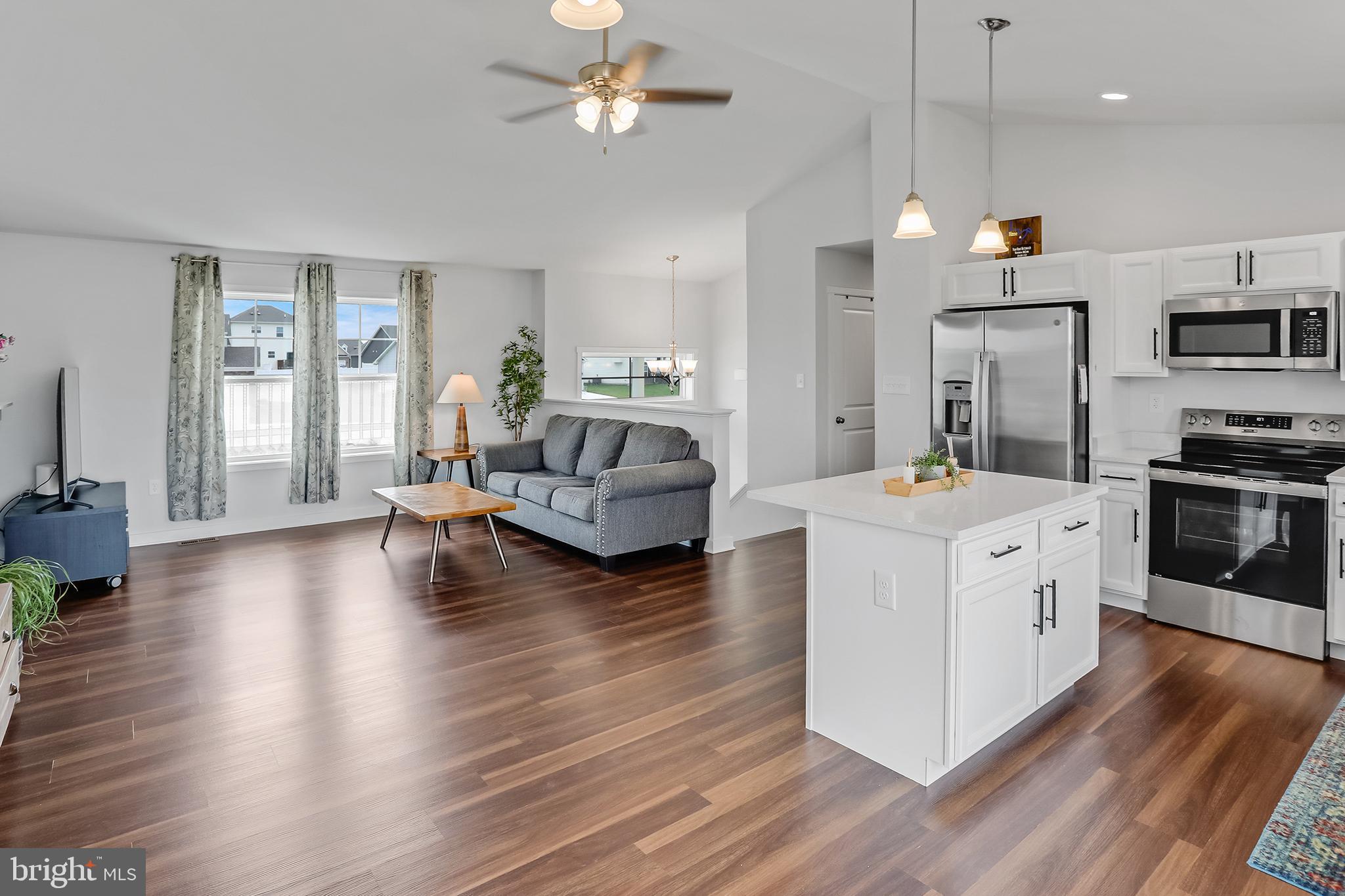 HERITAGE HILLS - Residential