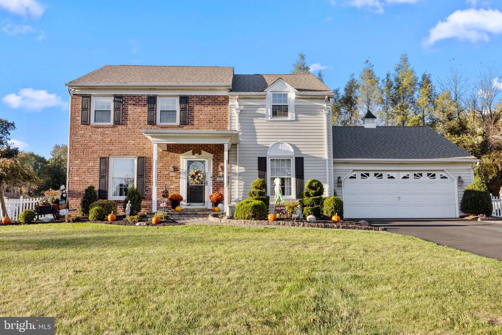 Photo of 98 Twigkenham Drive, RICHBORO, PA 18954 (MLS # PABU2107832)