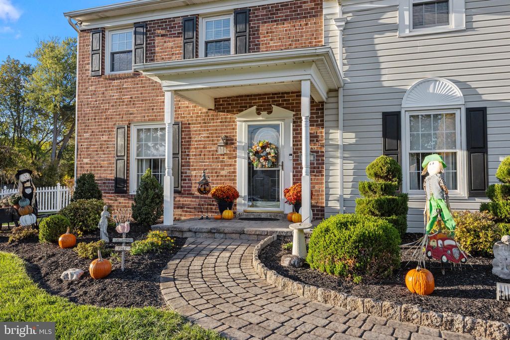 Photo of 98 Twigkenham Drive, RICHBORO, PA 18954 (MLS # PABU2107832)