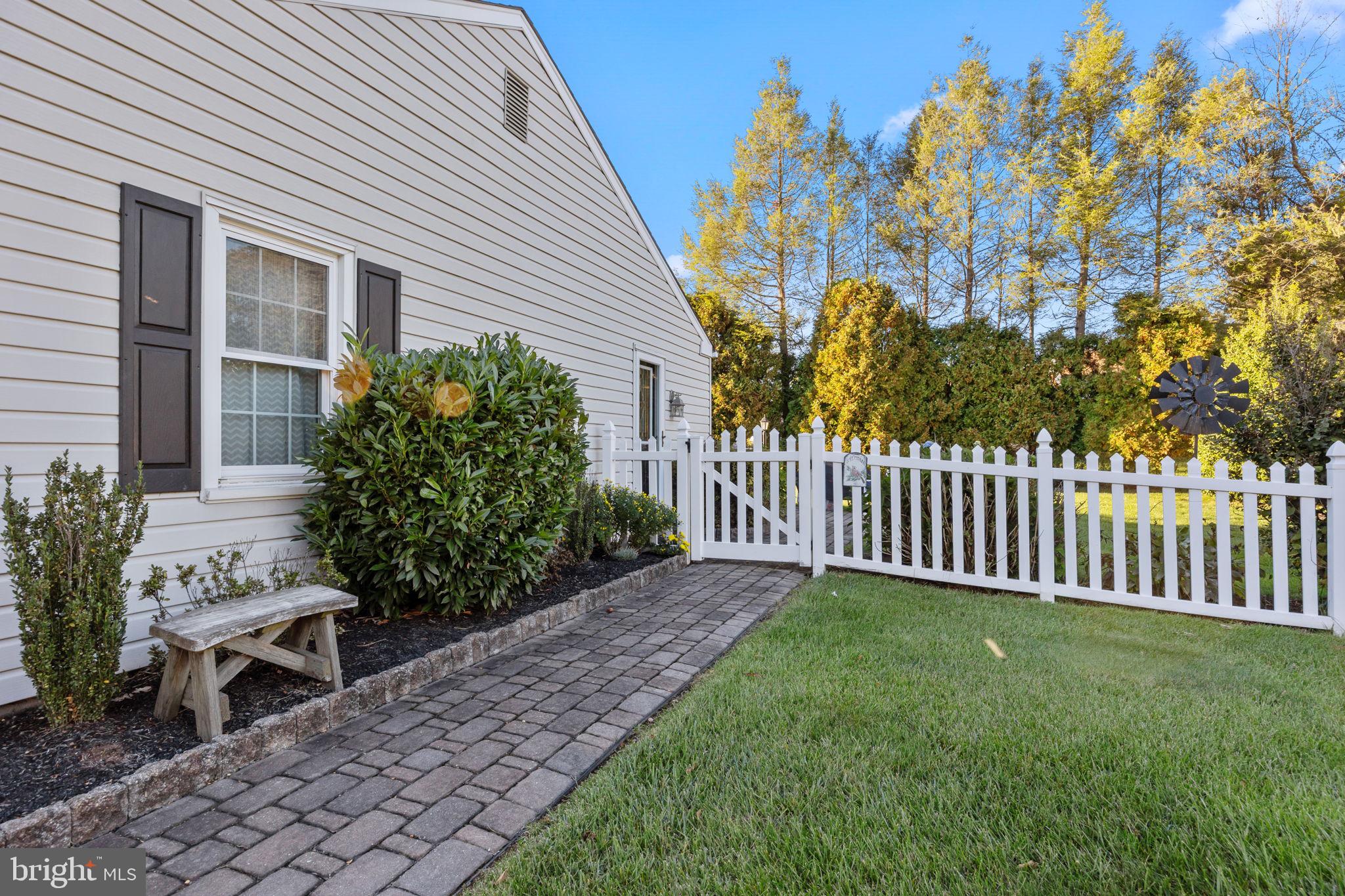 WILLOW GREENE NO - Residential