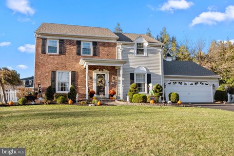 98 TWIGKENHAM DRIVE RICHBORO PA 18954
