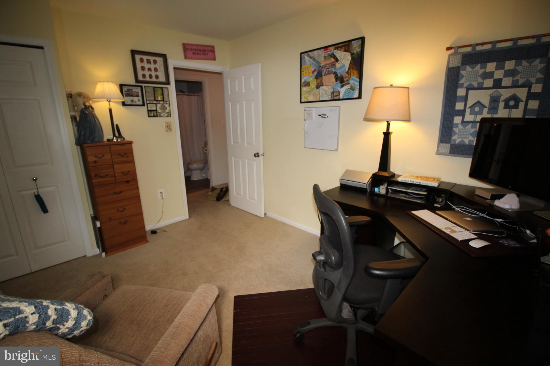 RESTON - Residential Lease