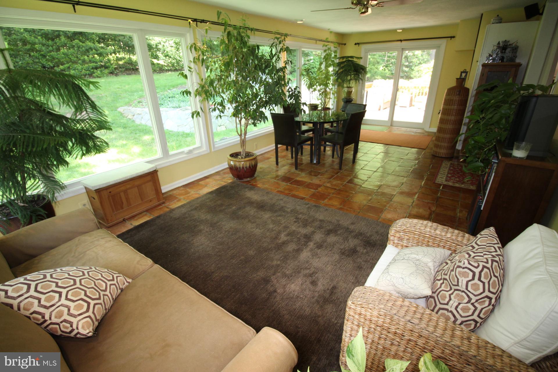 RESTON - Residential Lease