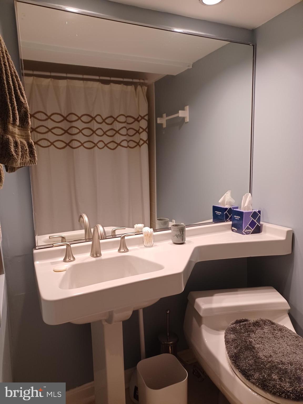 RESTON - Residential Lease