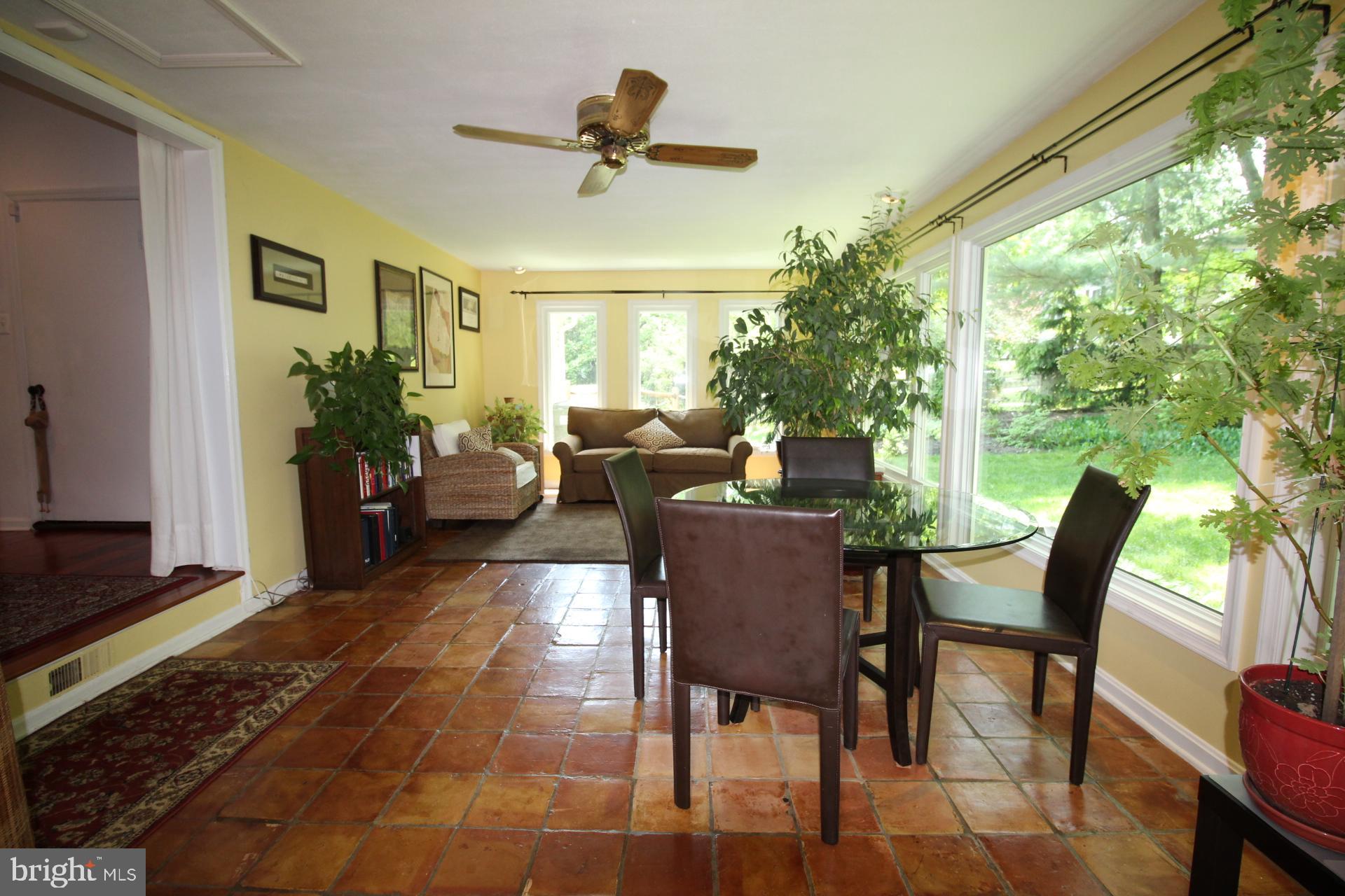 RESTON - Residential Lease