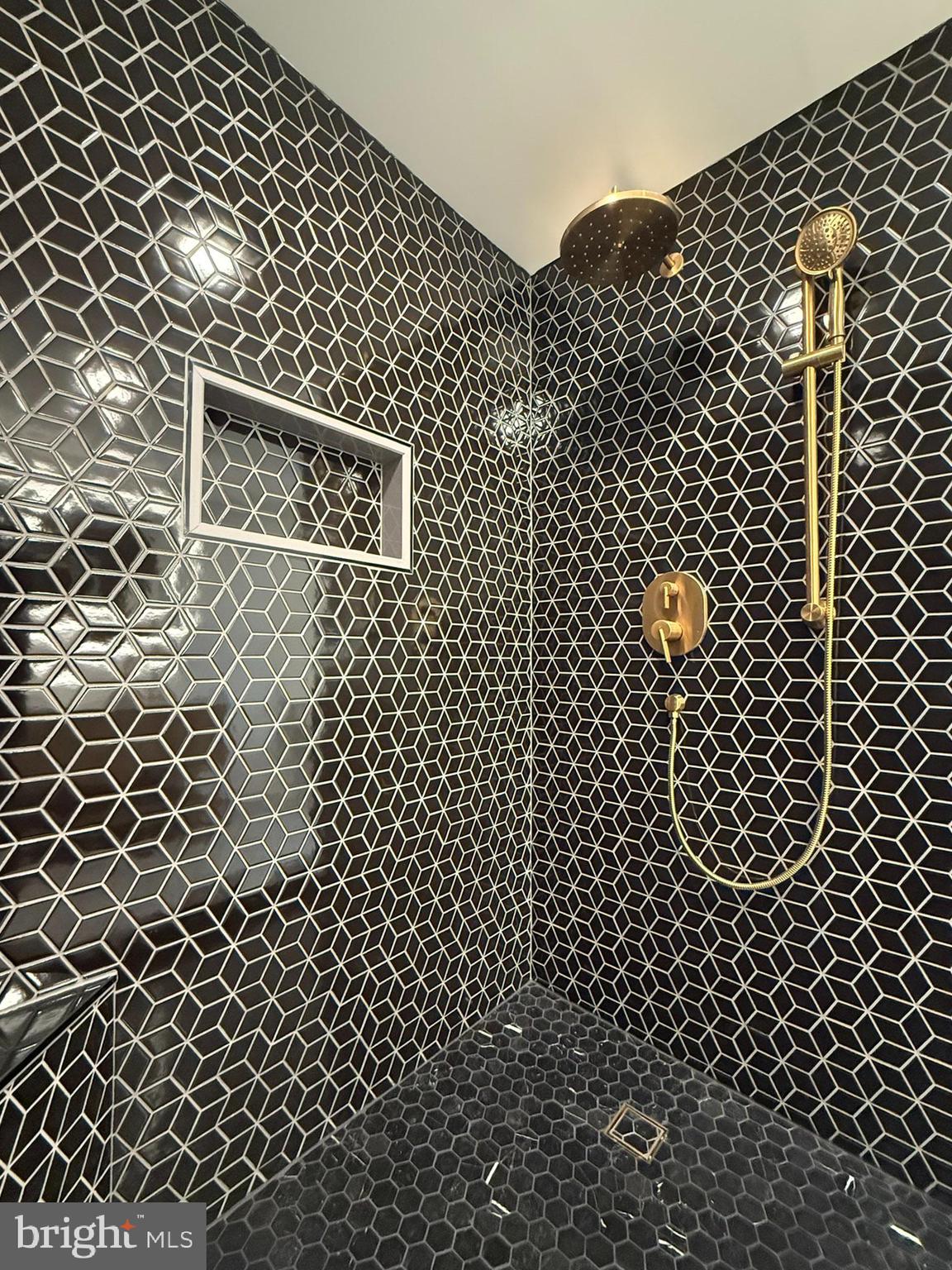 NEW  HOLLAND - Residential