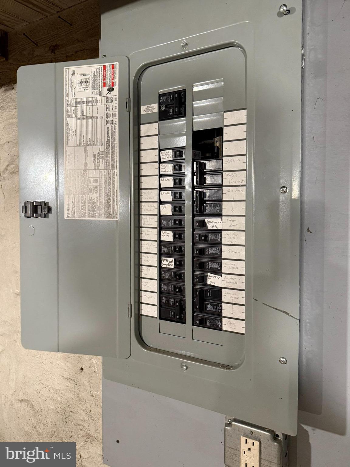 NEW  HOLLAND - Residential