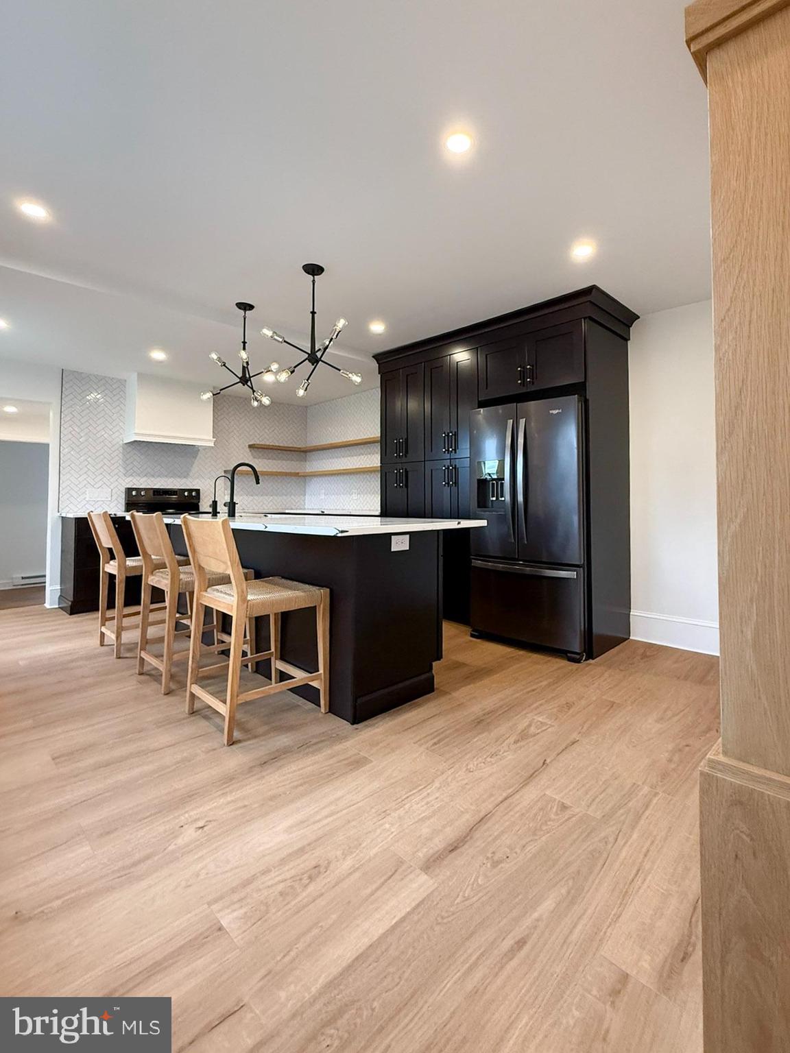 NEW  HOLLAND - Residential