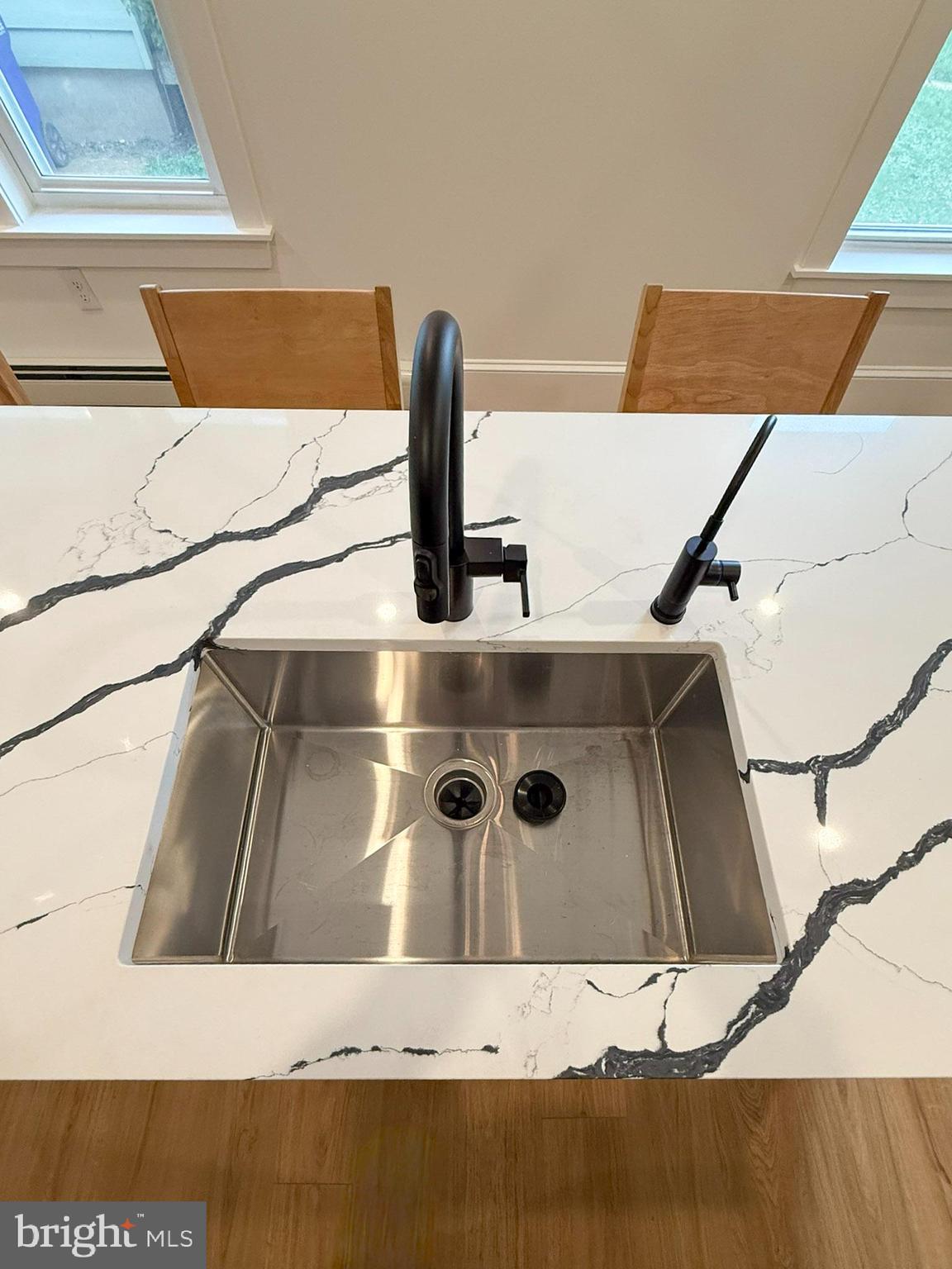 NEW  HOLLAND - Residential