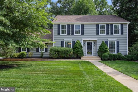 18 OAK HOLLOW DRIVE VOORHEES NJ 08043