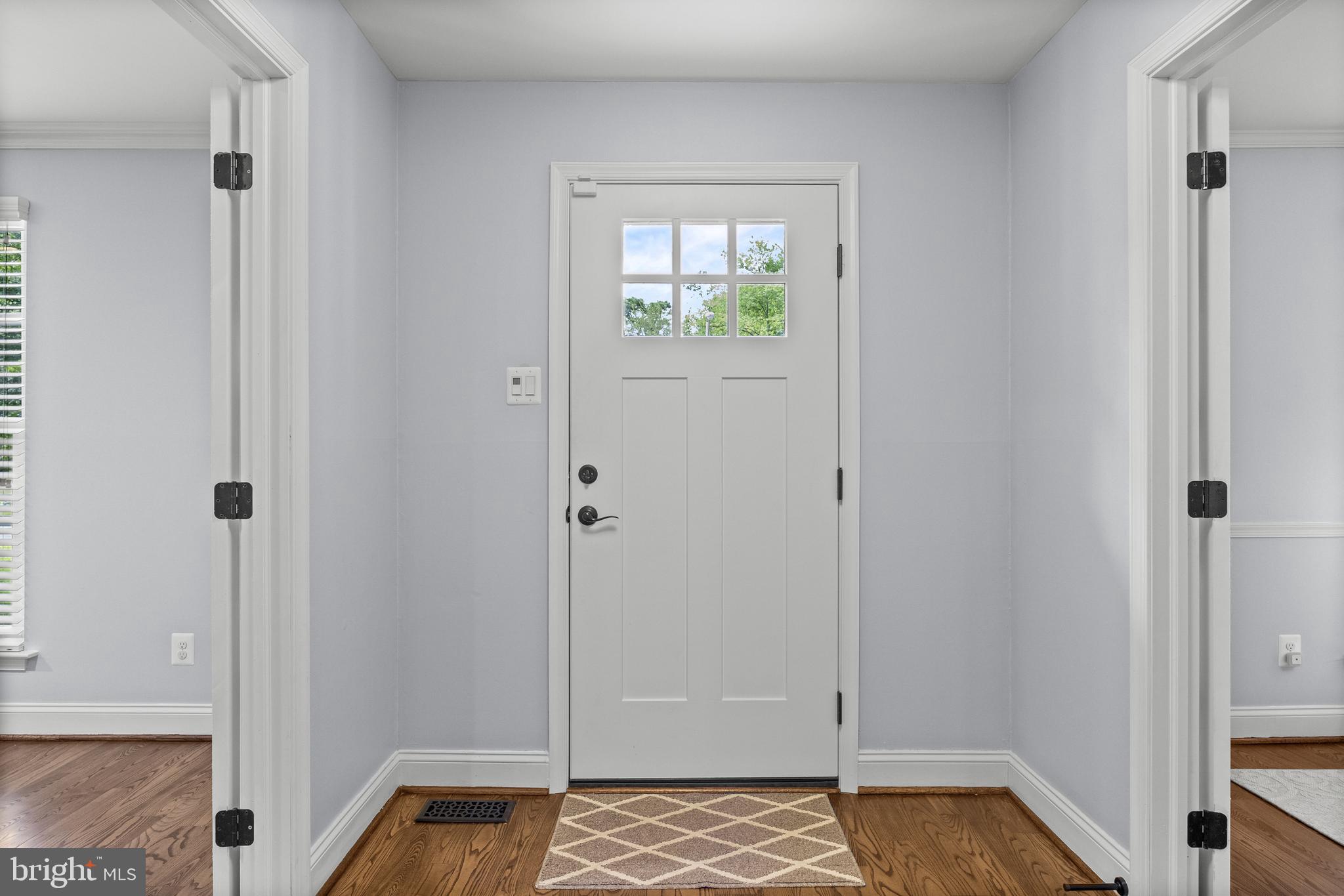 18 OAK HOLLOW DRIVE