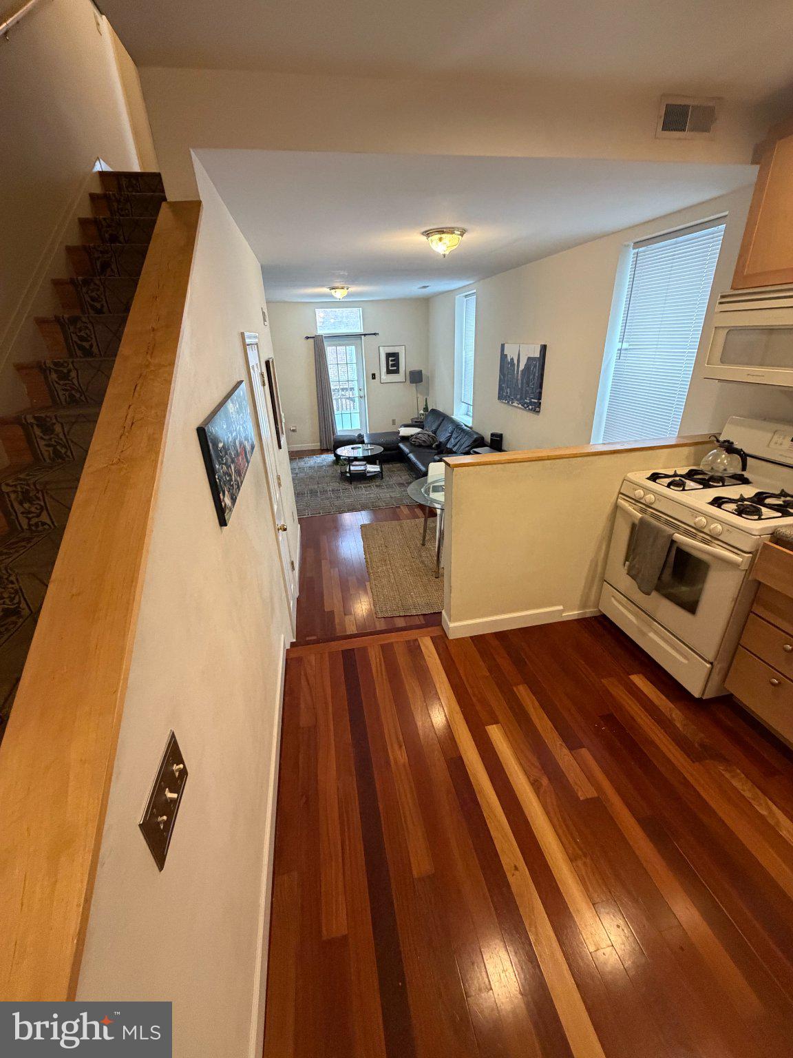 2017 FAIRMOUNT AVENUE 19
