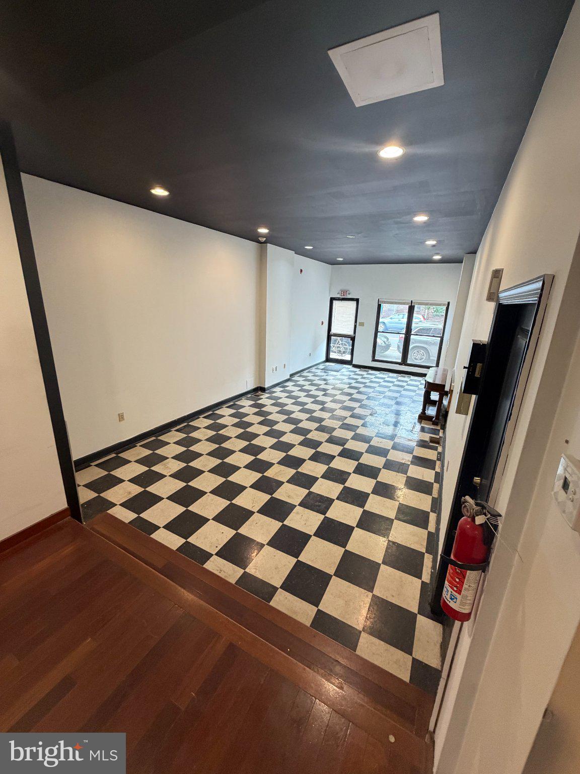 2017 FAIRMOUNT AVENUE 19