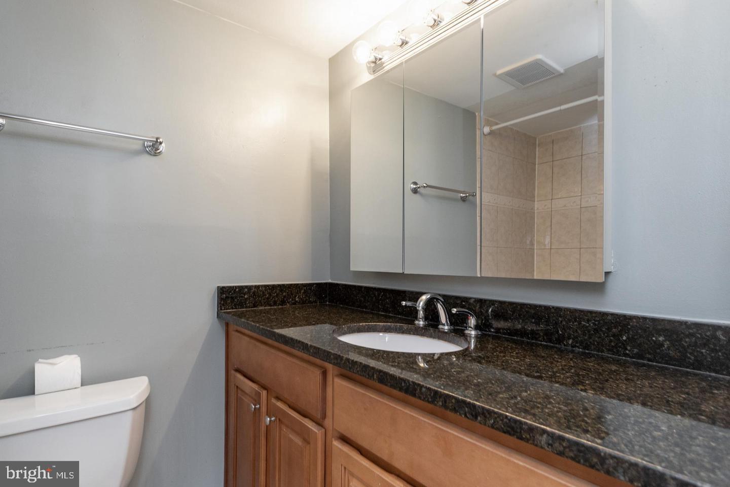 OCCOQUAN RIDGE CONDO - Residential